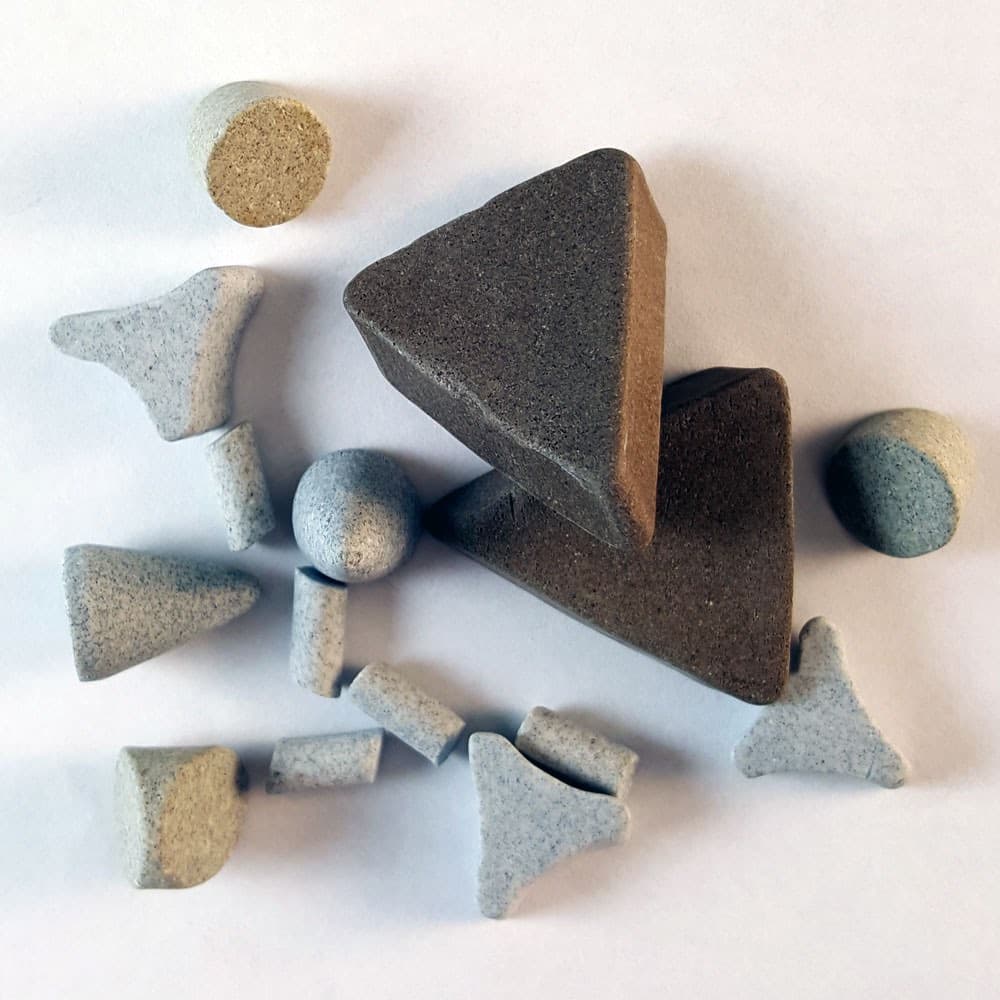 Ceramic Triangles (1kg) - Vibratory Tumbler Media - Use to De-burr on  mainly Iron and Steel